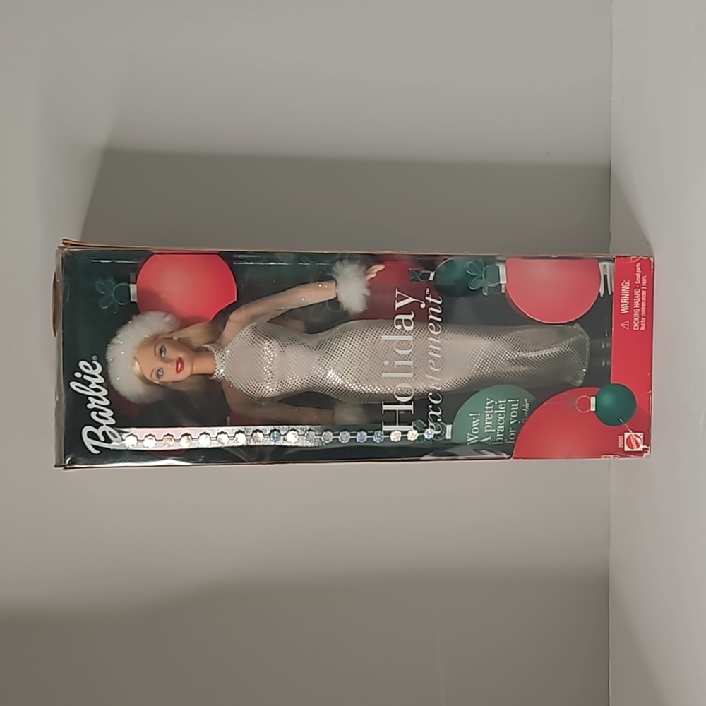 Barbie Holiday Excitement Doll 29203 Blonde White Dress 2001 Christmas Mattel